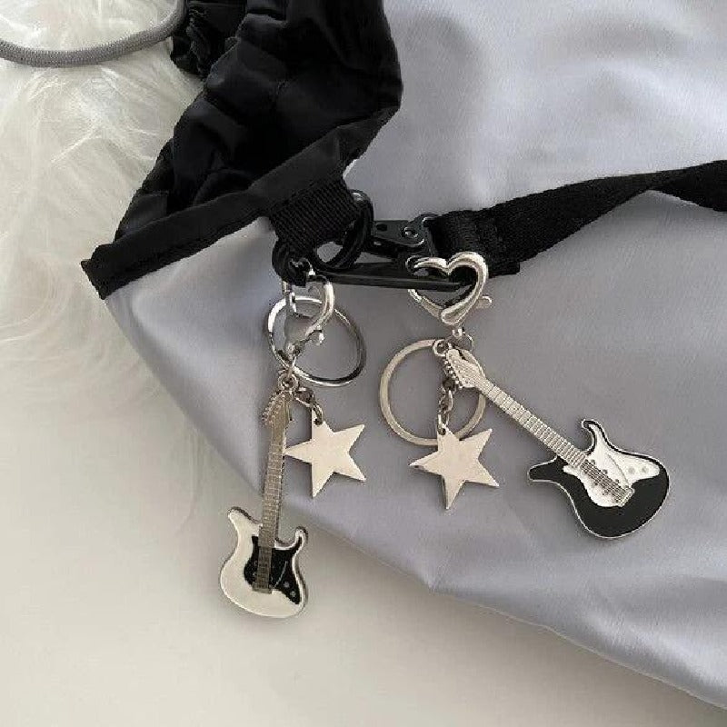 Guitar Five-Pointed Star Zinc Alloy Keychain with Heart Charm 6