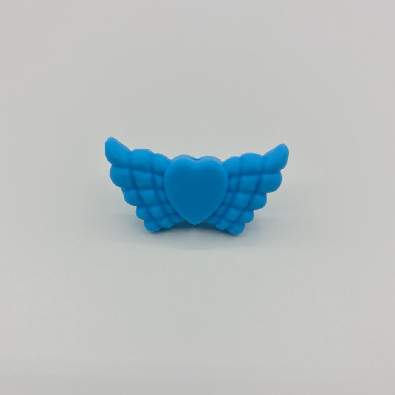 20pcs Silicone Focal Beads Wing Shape with Heart Center 8