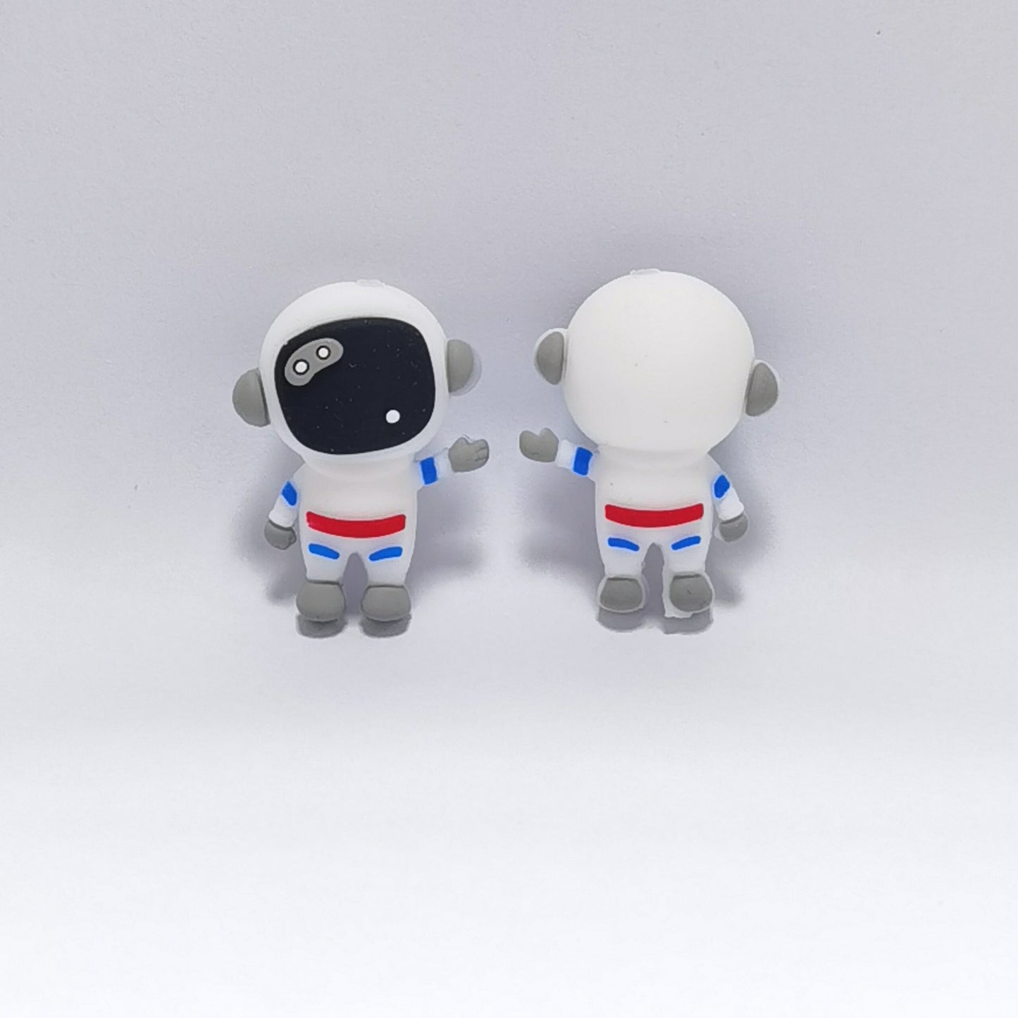 20Pcs Silicone 3D Focal Beads Spacesuit Astronaut Front Facing
