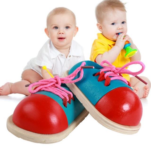 Wooden String Practice Shoes Montessori Toys for Toddlers 6.5x11x4cm 2