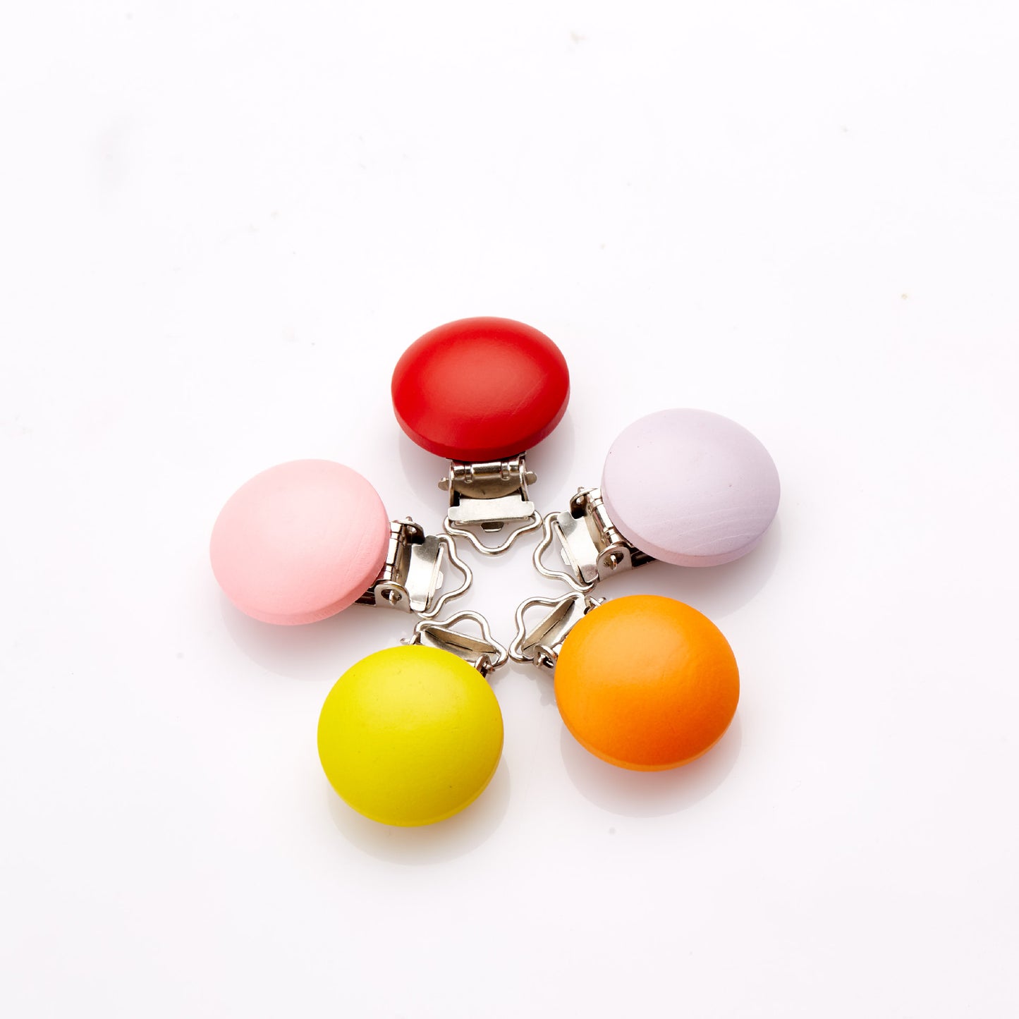 Wooden Pacifier Clip 30mm Three-Hole Round Teething Toy 4