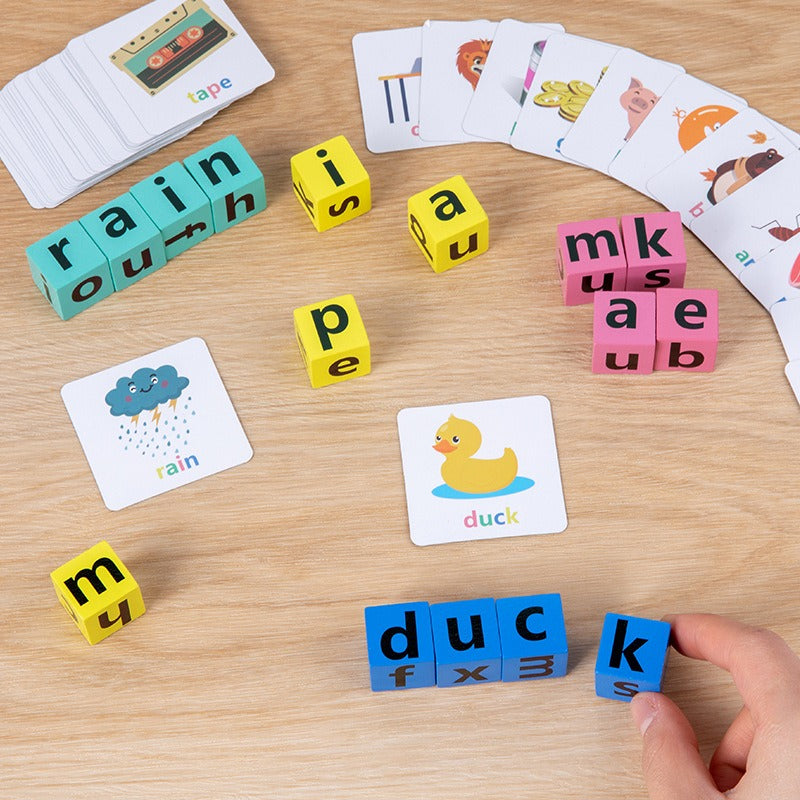 Wooden Montessori Toys English Card Spelling Cube for Kids 3