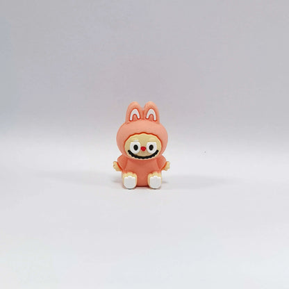 20Pcs Silicone 3D Focal Beads Cartoon Figure Sitting Pose 10