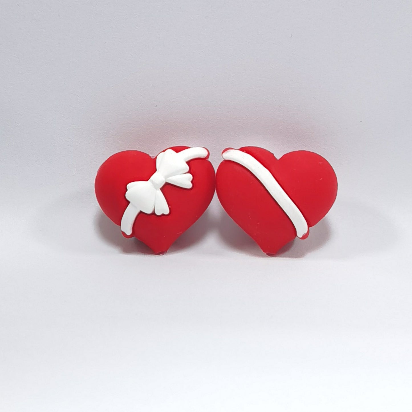 20Pcs Silicone 3D Focal Beads Valentine Heart with Bow Detail 3