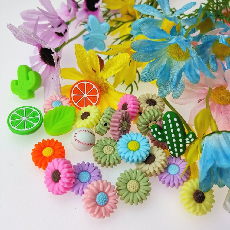 50pcs Silicone Focal Beads Daisy Flower Variety of Colors Design 3