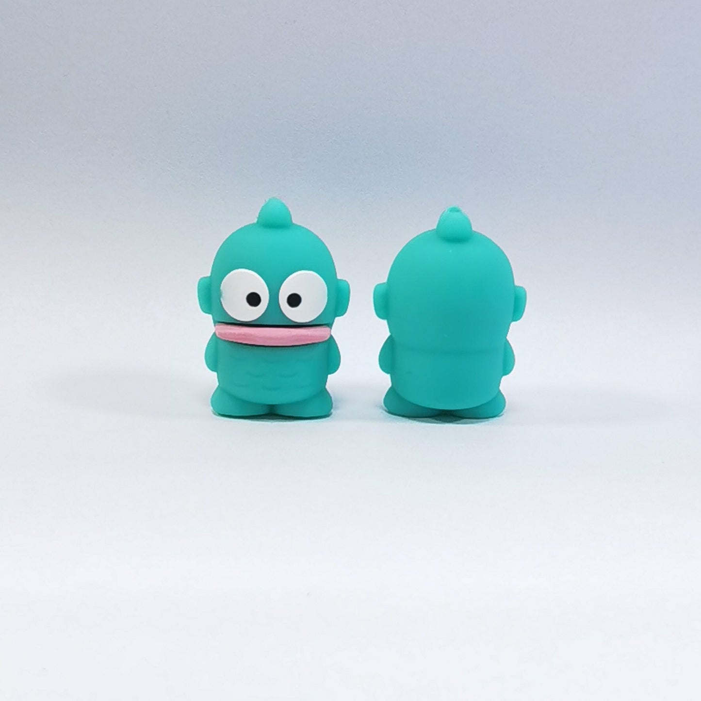 20Pcs Silicone 3D Focal Beads Blue Big Eyed Fish Monster Front Facing