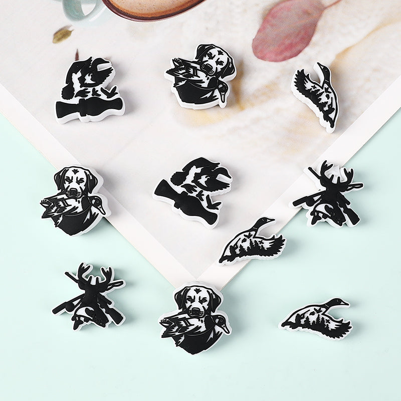 20Pcs Silicone Focal Beads Hunting Season Deer Antlers Crossed Rifles 9