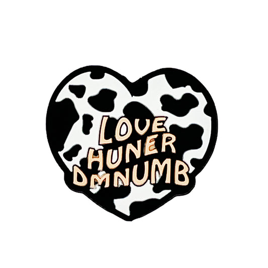 20pcs Silicone Focal Beads Heart Shape Cow Print with Text