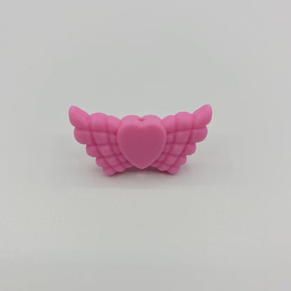 20pcs Silicone Focal Beads Wing Shape with Heart Center 10