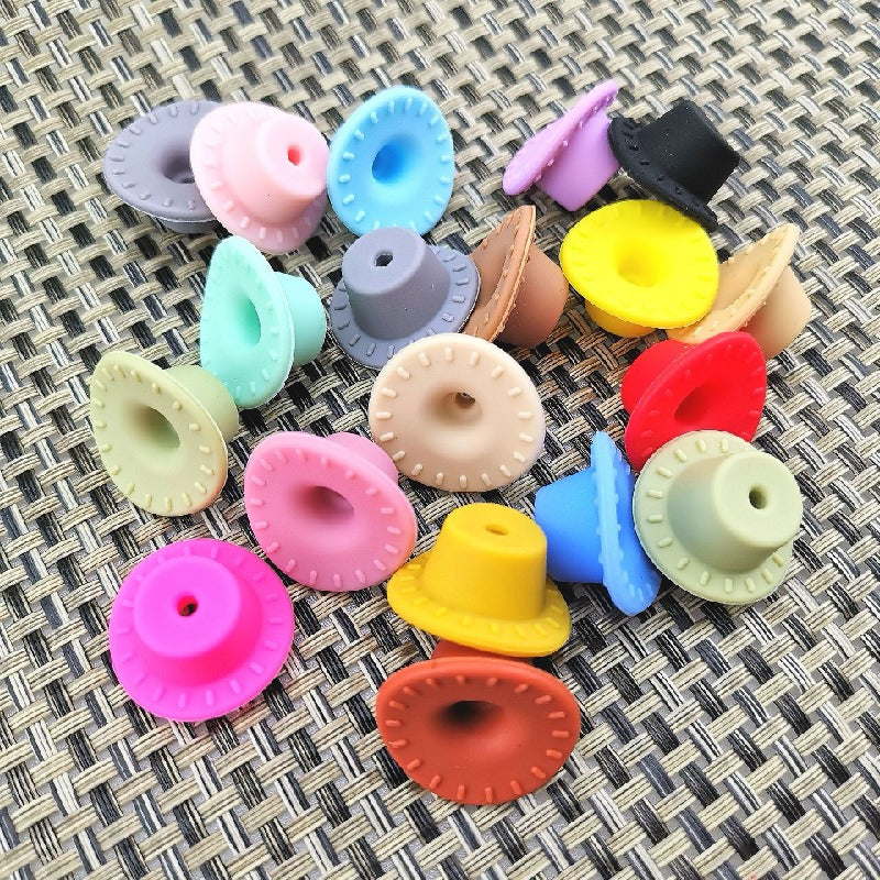 50pcs Silicone Focal Beads Cowboy Hat With Hole Center 3