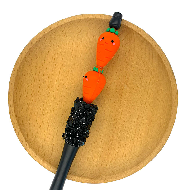 Silicone 3D Focal Beads Carrot with Green Top 2