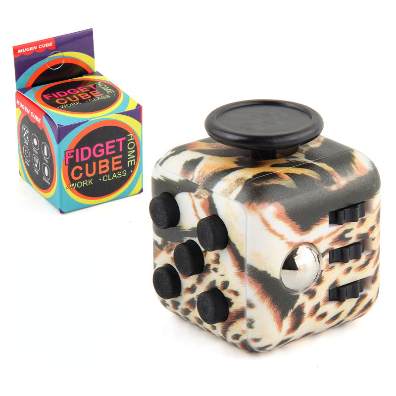 Silicone Fidget Cube 6-Function Decompression Desk Toy 3.4cm 20