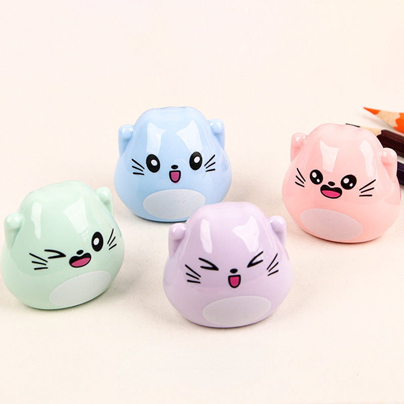 Mini Cute Animal Shape Manual Pencil Sharpener Plastic Toy 10