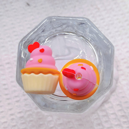 20Pcs Silicone 3D Focal Beads Valentine'S Day Small Cake Holding Heart 8