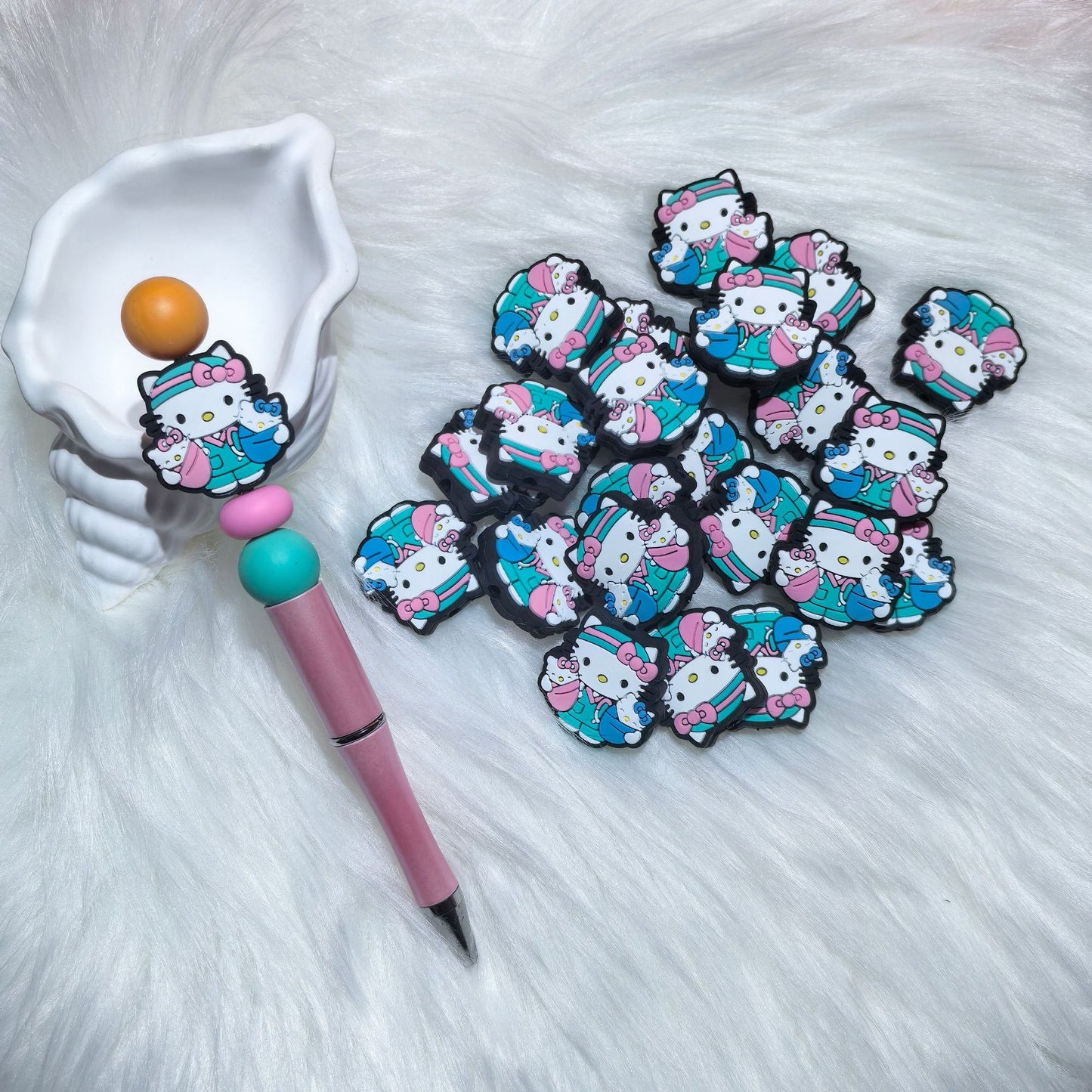 20Pcs Silicone Focal Beads White Cat Round Face Wearing Bow 7