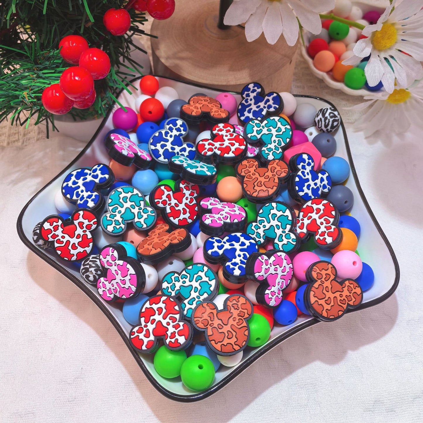 20Pcs Silicone Focal Beads Round Ear Mouse Character with Multi-Color Spots 3