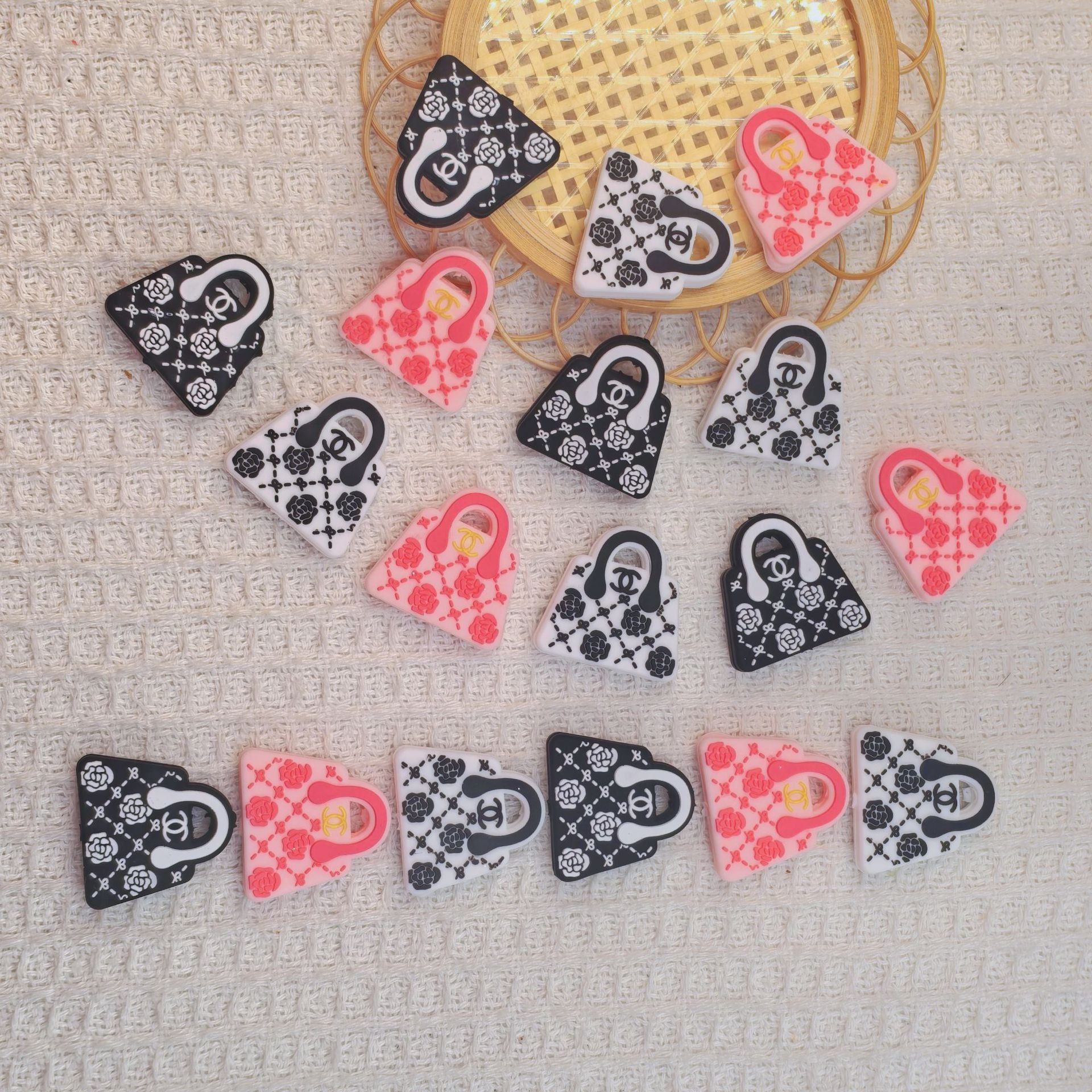 20Pcs Silicone Focal Beads Designer Handbag Pattern with Floral Detail 5