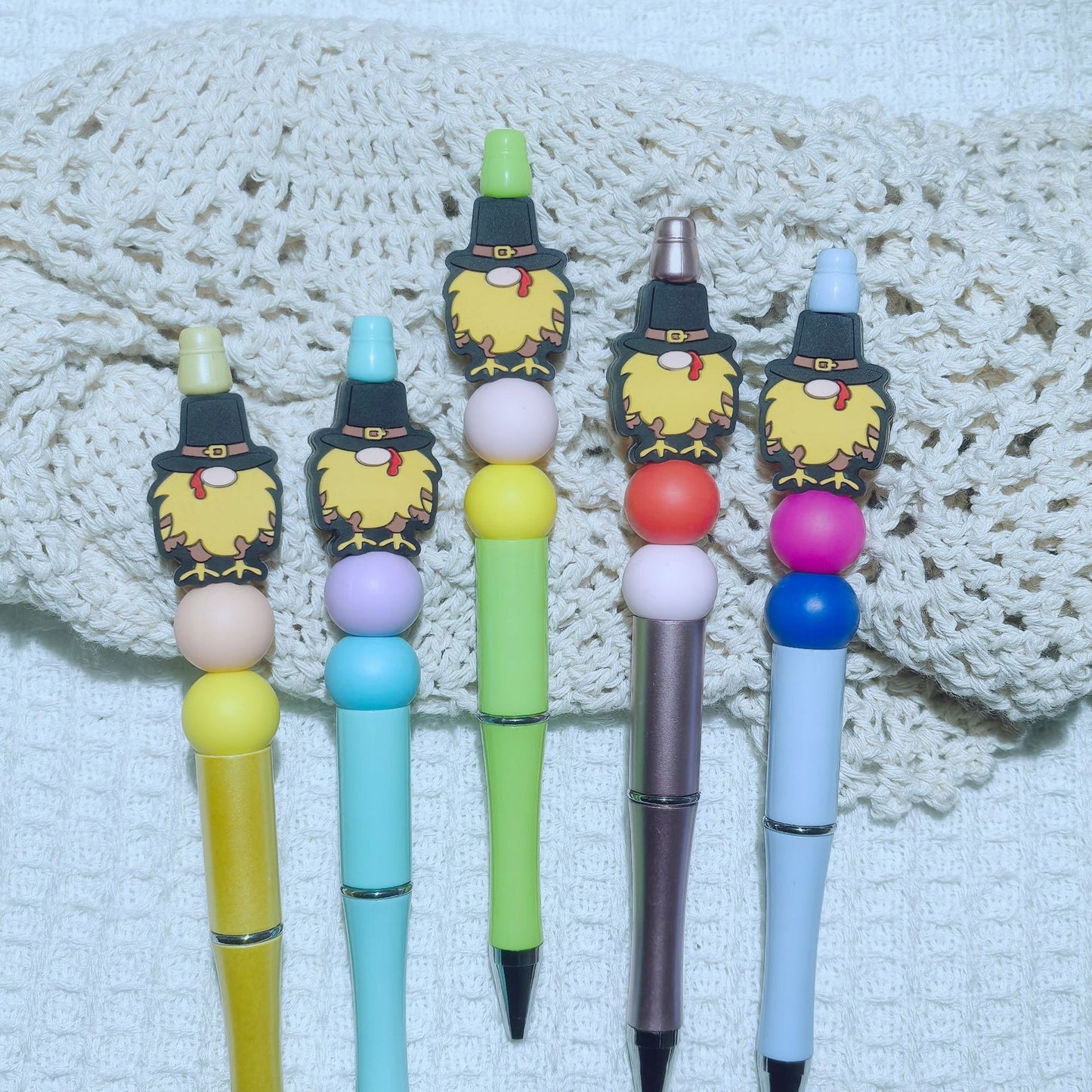 20Pcs Silicone Focal Beads Topper Chick Wearing Pilgrim Hat 4