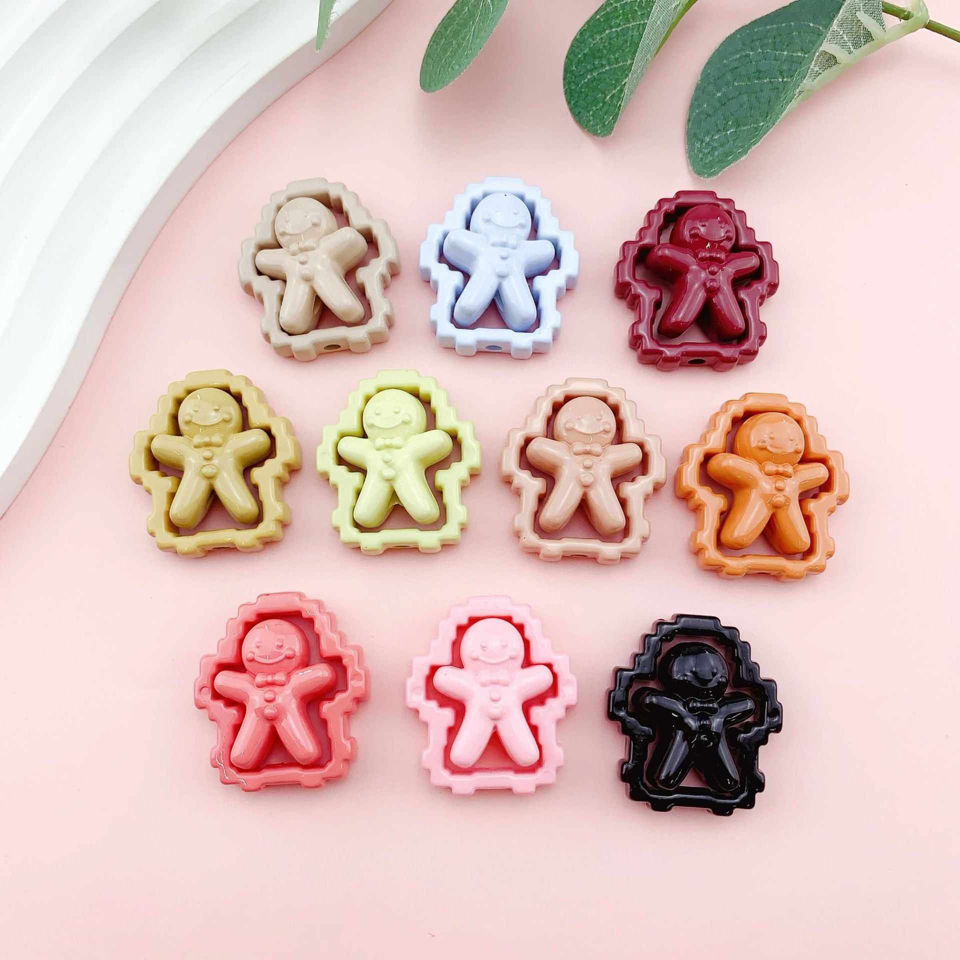 10Pcs 30.5x27.5mm Smiley Gingerbread Man Acrylic Beads DIY Bracelet Making 5