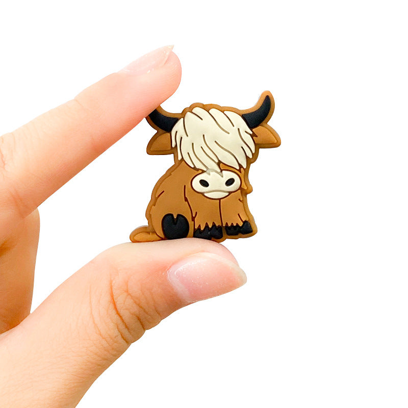 20pcs Silicone Focal Beads Yak Sitting Pose Khaki and Coffee Colors 2