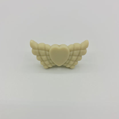 20pcs Silicone Focal Beads Wing Shape with Heart Center 36