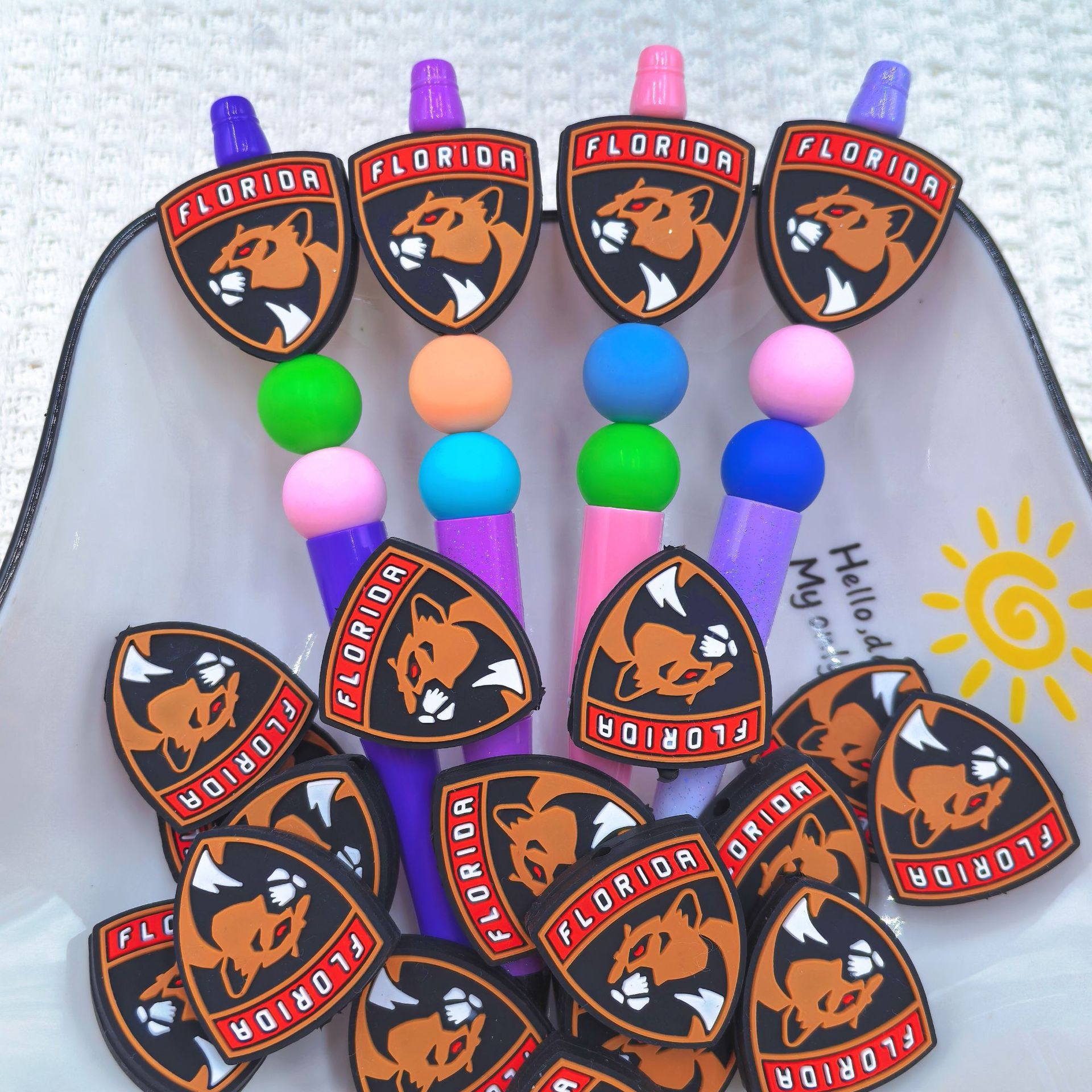 20Pcs Silicone Focal Beads Brown Wild Cat Head Shield Design