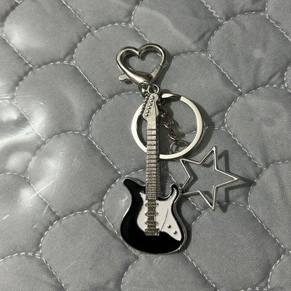 Guitar Five-Pointed Star Zinc Alloy Keychain with Heart Charm 20