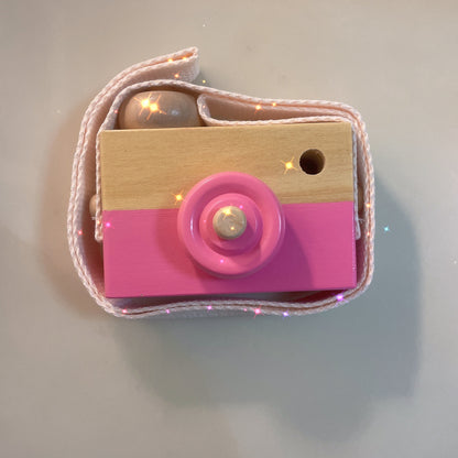 Wooden Pretend Play Camera Toy for Toddlers 8x9x3.5cm 9