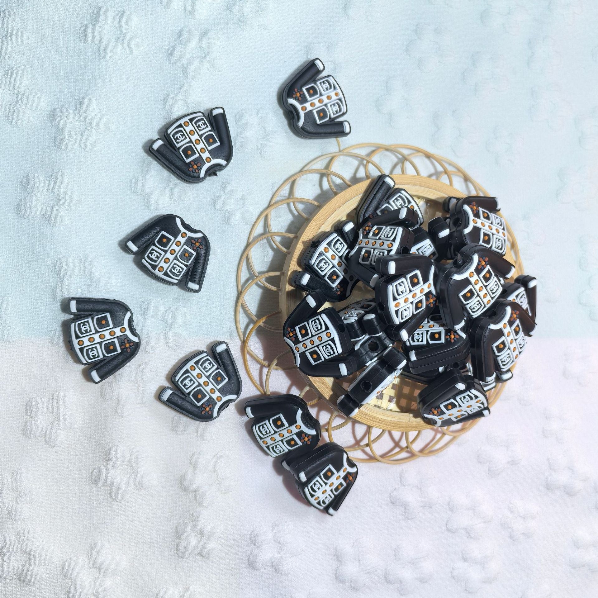 20pcs Silicone Focal Beads Jacket with Pocket and Button Detail 3