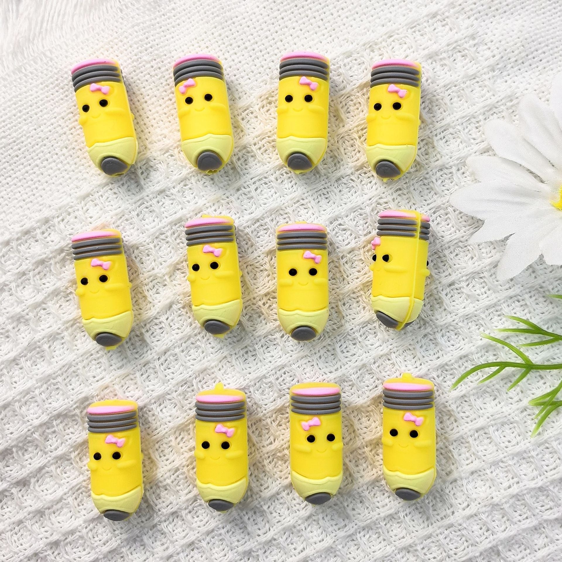 20Pcs Silicone 3D Focal Beads Bow Yellow Pencil Holding Pink Bow