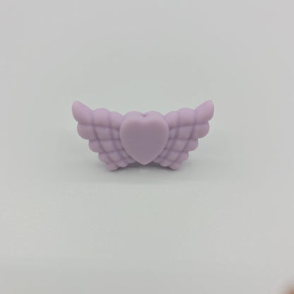 20pcs Silicone Focal Beads Wing Shape with Heart Center 35