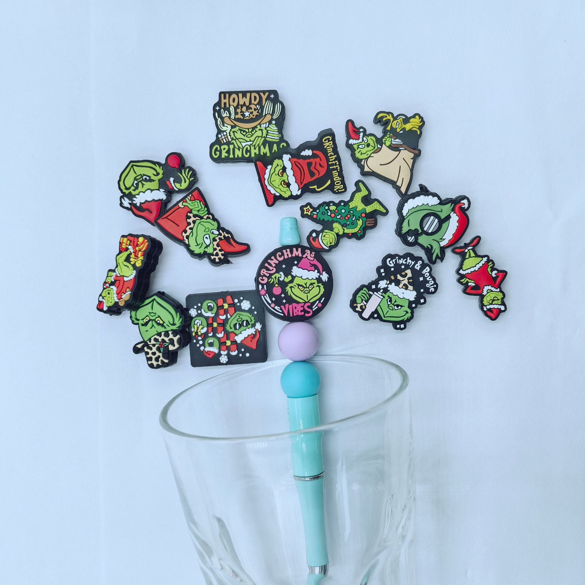 20Pcs Silicone Focal Beads Christmas Green Furry Character Scowling Face Set 3