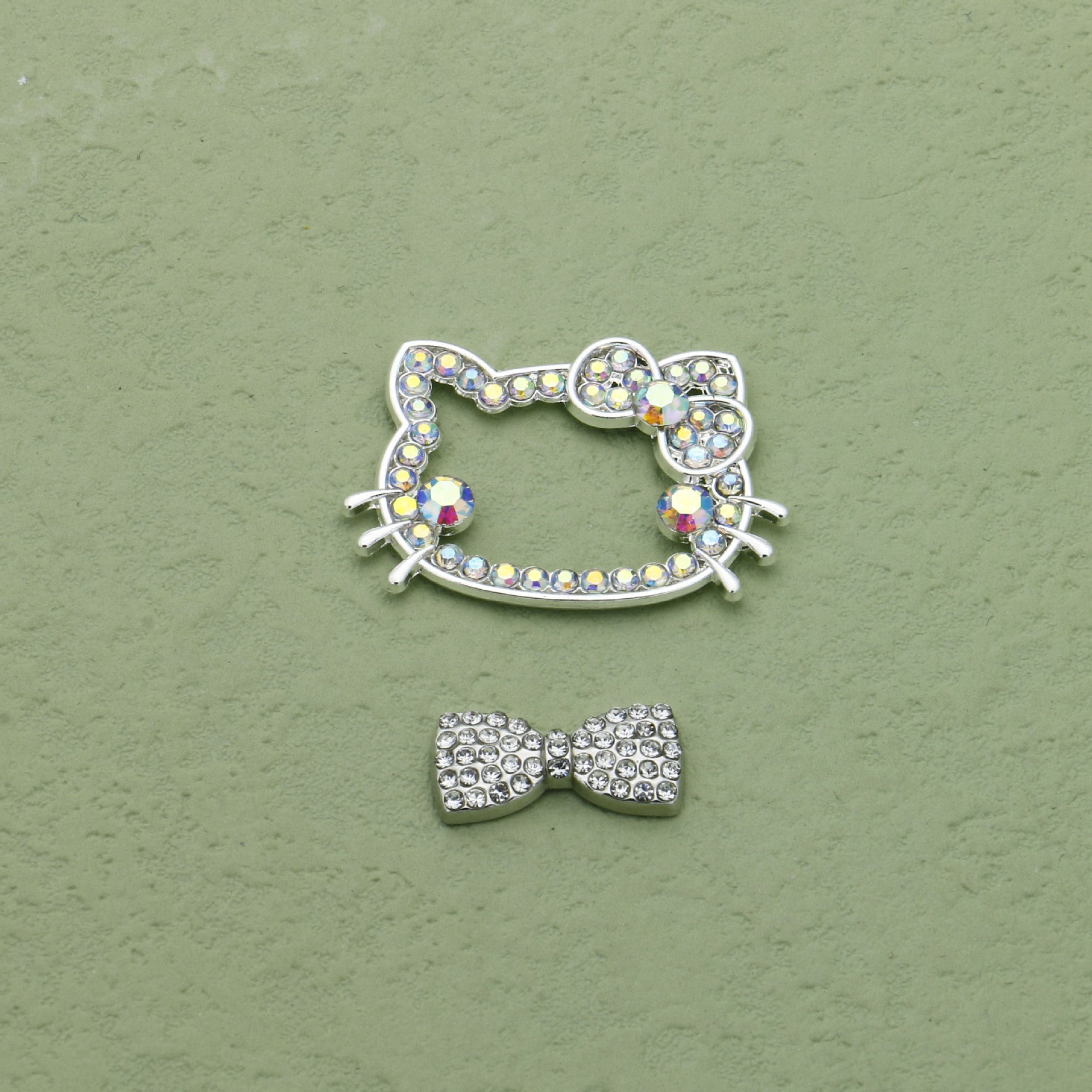 10Pcs 32x22mm Hello Kitty Butterfly Colored Diamond Alloy Bead Frames 3