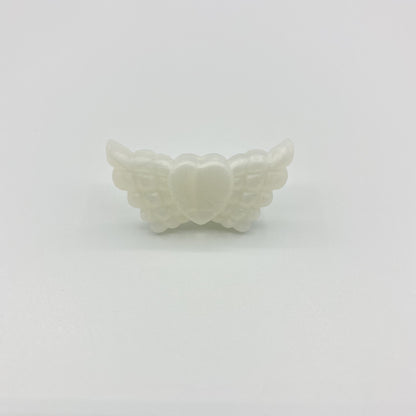 20pcs Silicone Focal Beads Wing Shape with Heart Center 41