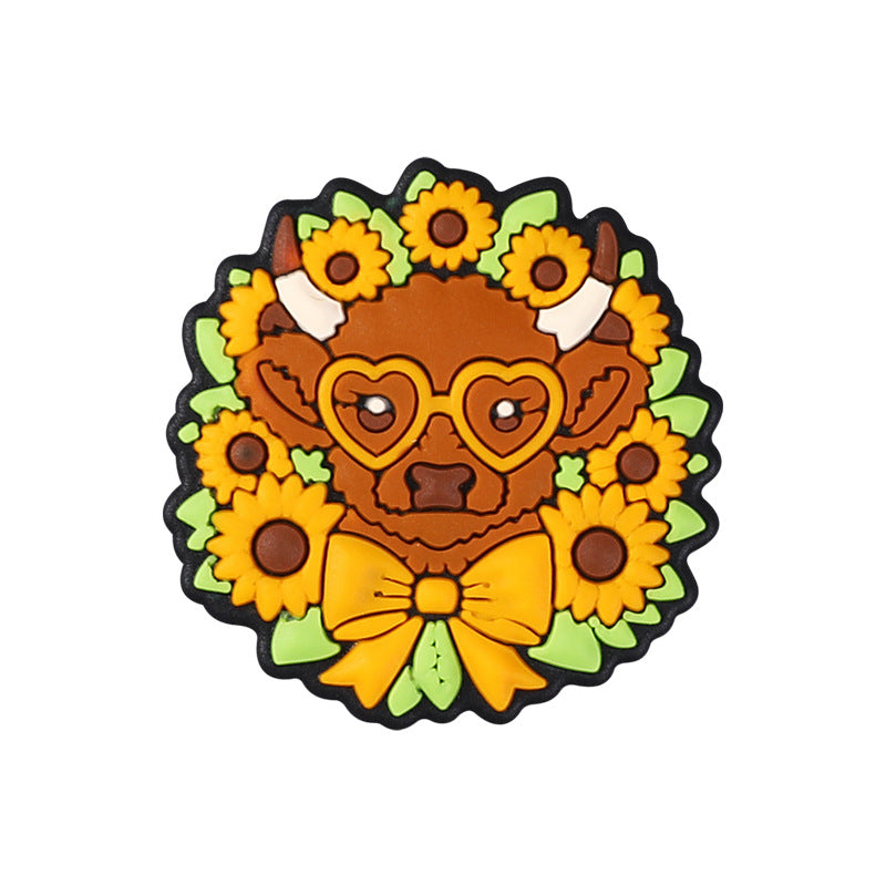 Silicone Focal Beads Highland Cow Sunflower Holding Daisy Detail 6