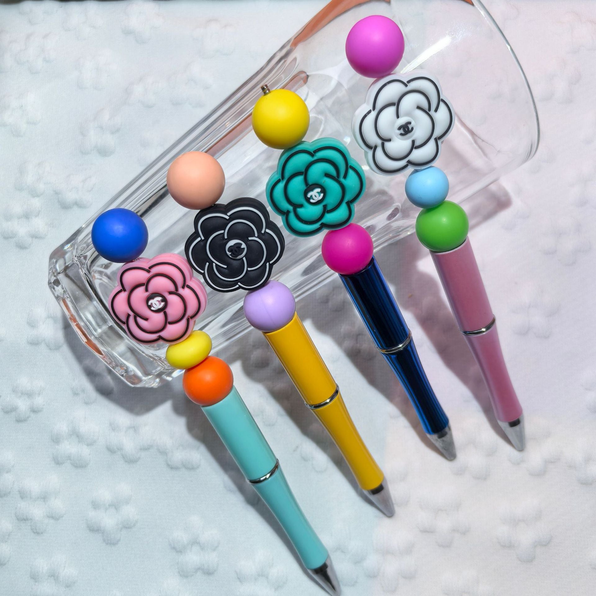 20pcs Silicone Focal Beads Peony Flower with Black Center Detail 2