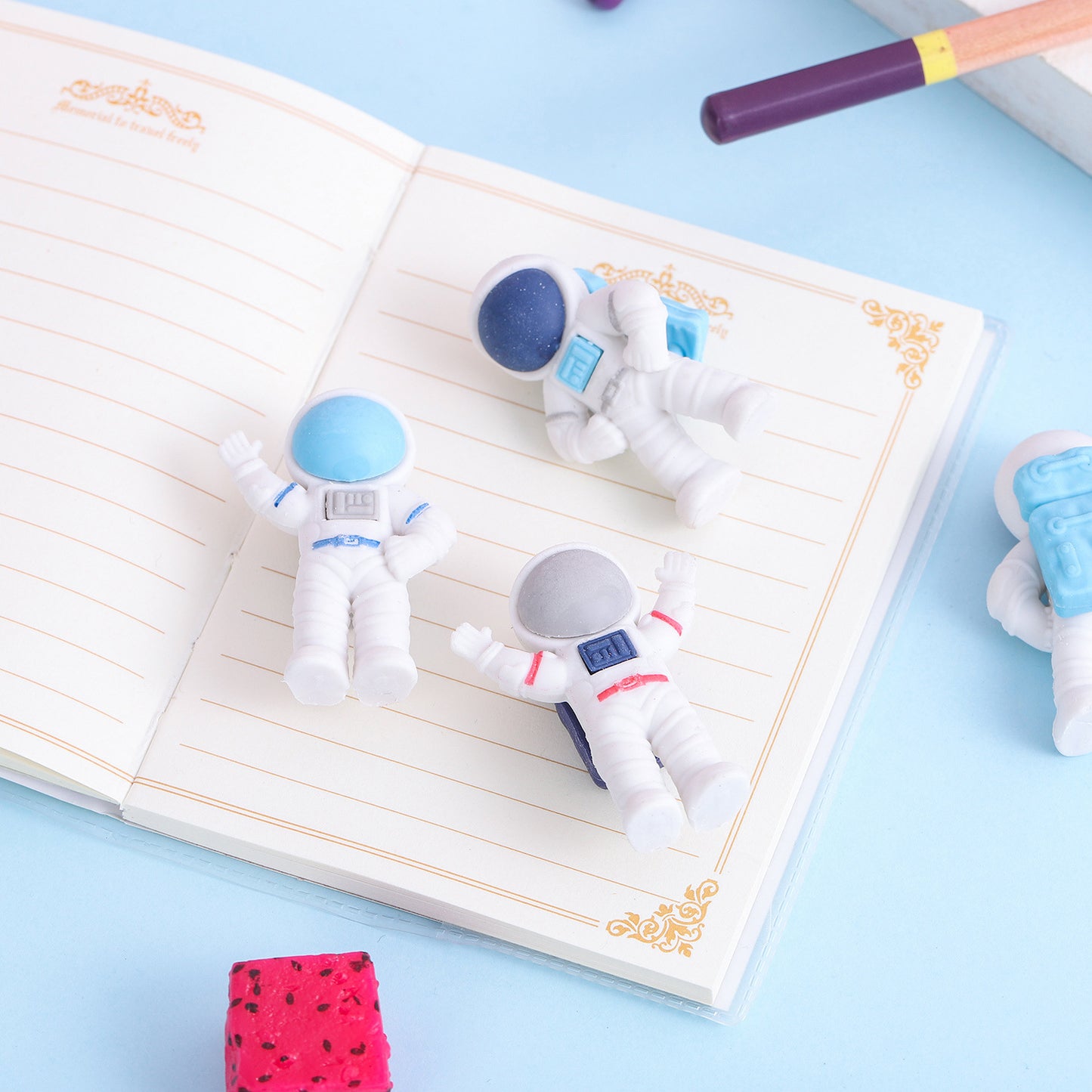 Space Astronaut 3D Eraser Toy Random Color for Kids 2