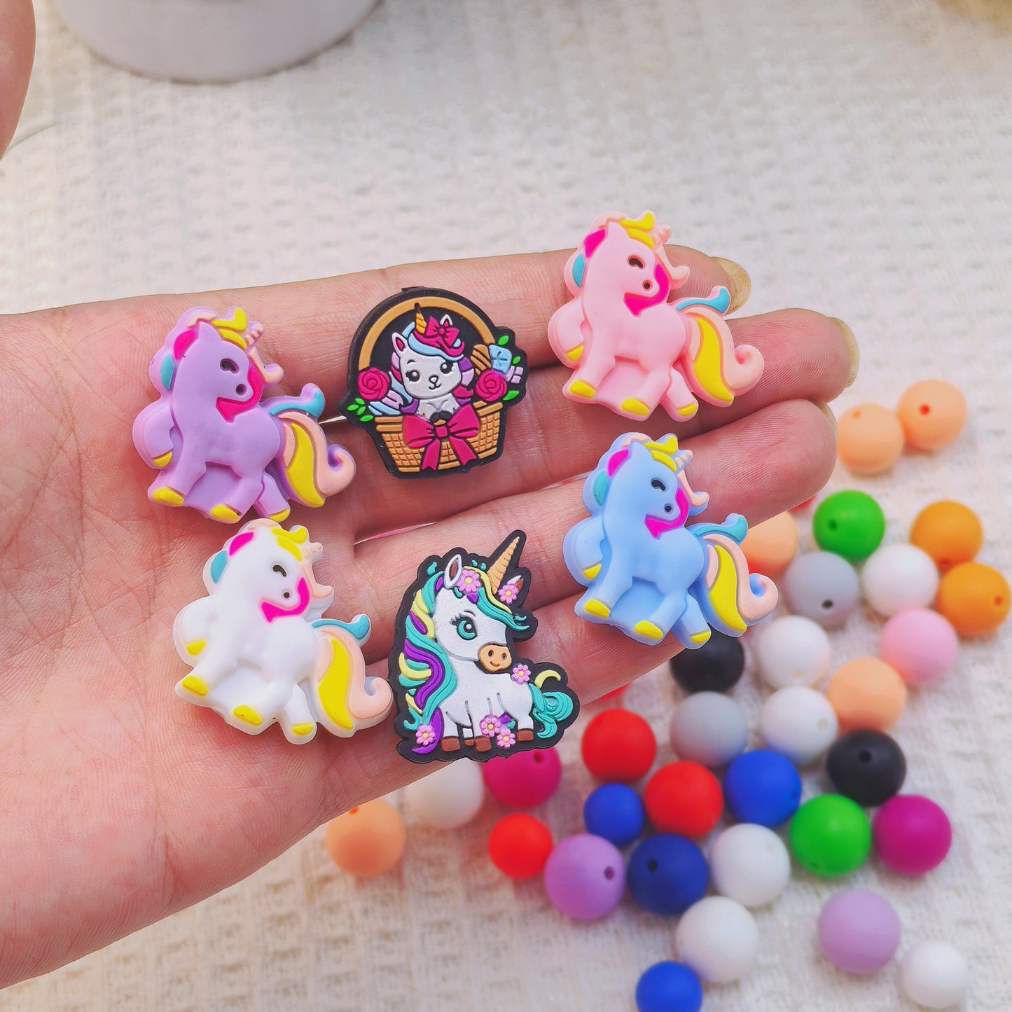 20Pcs Silicone Focal Beads Colorful Unicorn Sitting Pose
