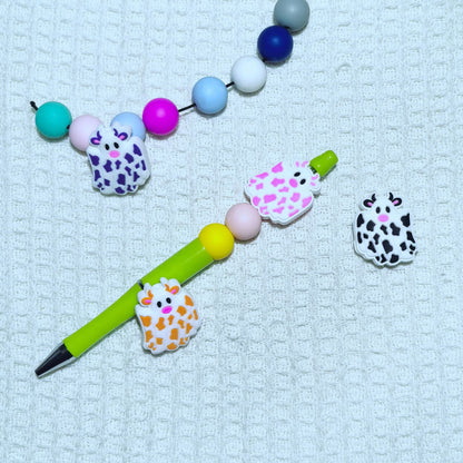 20Pcs Silicone Focal Beads Halloween Colored Cow Front Facing 4