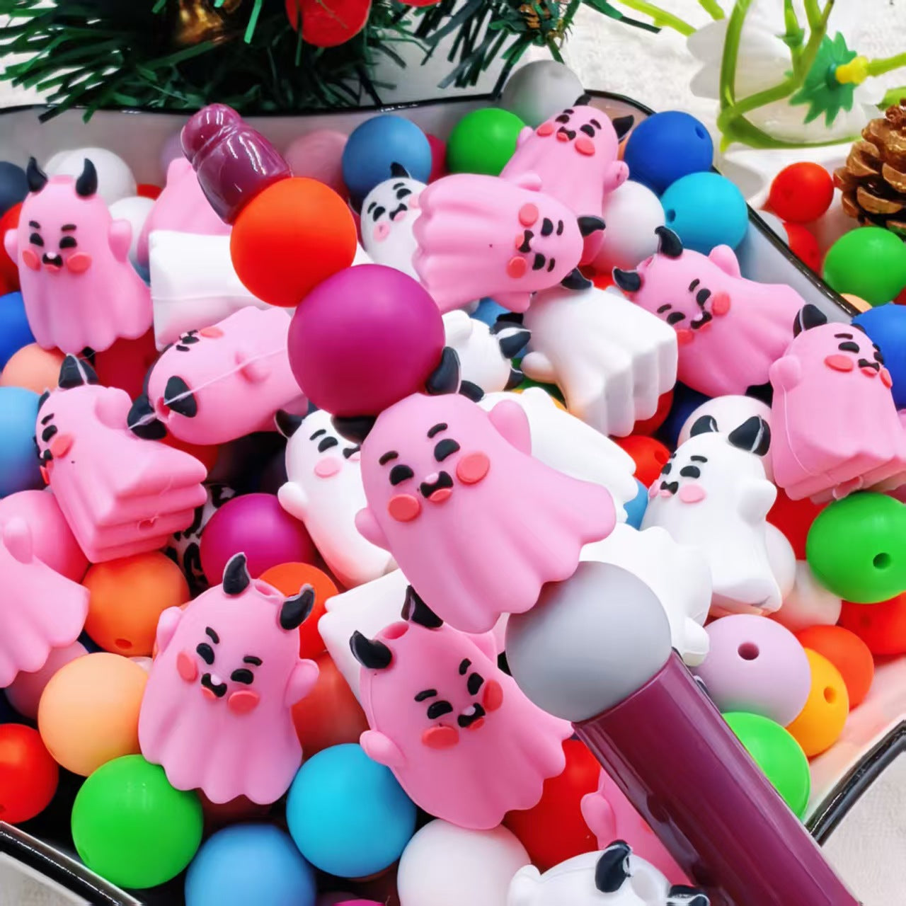 20Pcs Silicone 3D Focal Beads Cute Expression Ghost with Horns 7