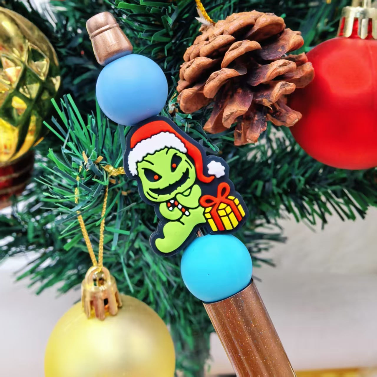 20Pcs Silicone Focal Beads Christmas Halloween Green Furry Character Scowling Face 6