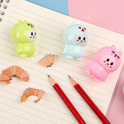 Mini Cute Animal Shape Manual Pencil Sharpener Plastic Toy 4