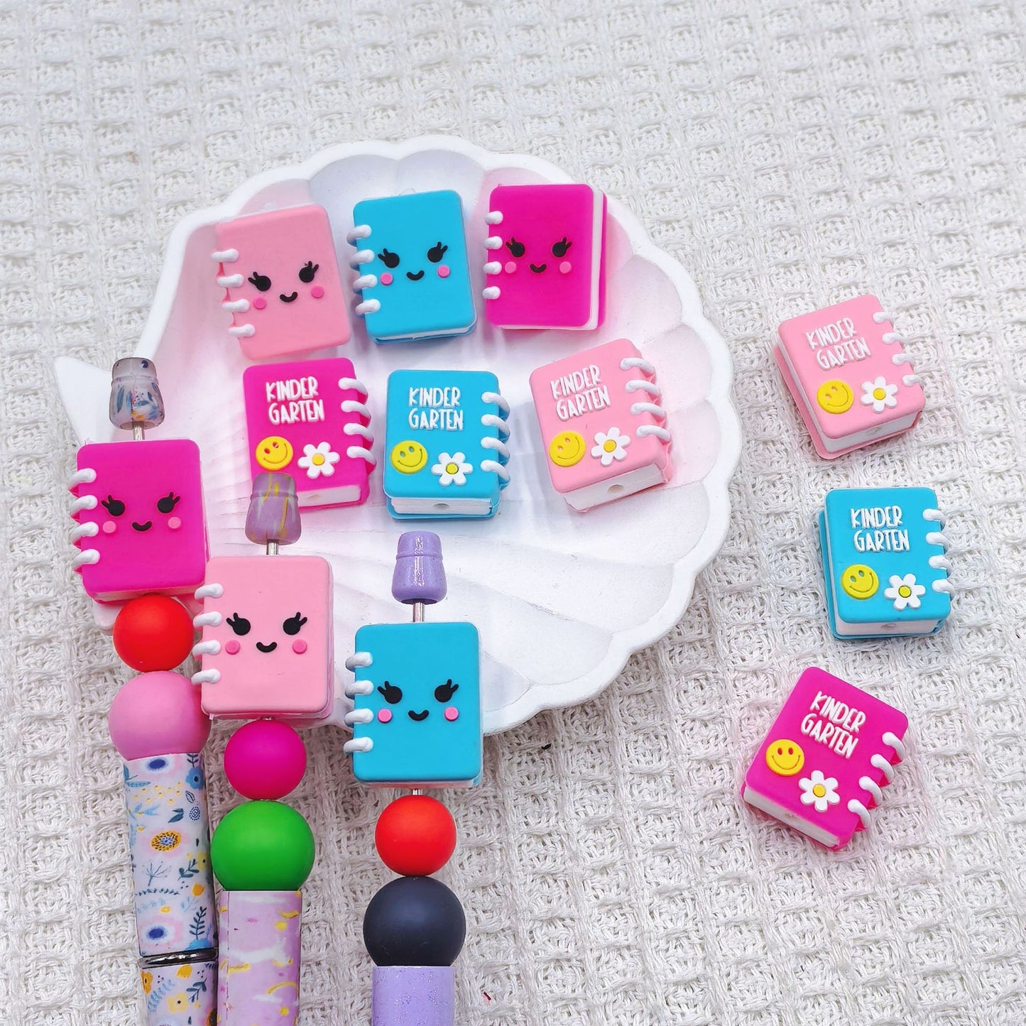 20Pcs Silicone 3D Focal Beads Flower Smiley Face Book with Spiral Binding