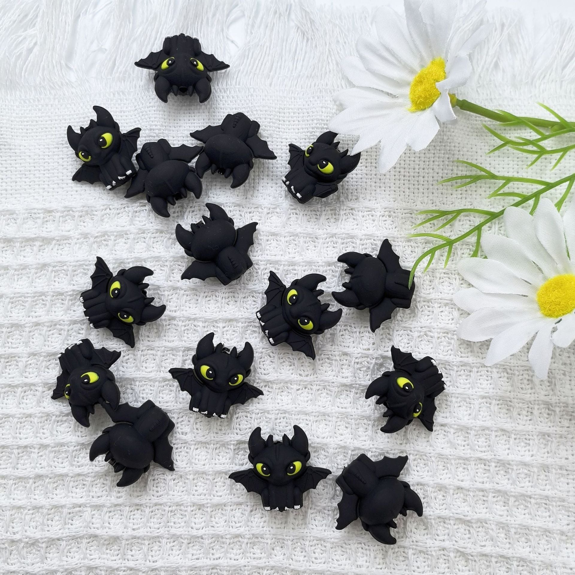 20Pcs Silicone 3D Focal Beads Black and White Dragon Character Sitting Pose 5