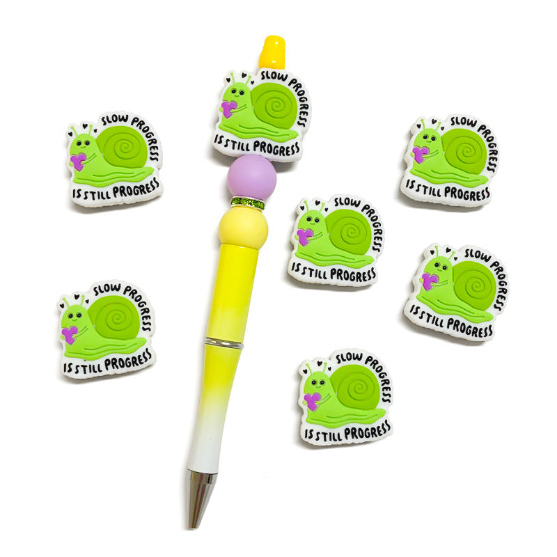20Pcs Silicone Focal Beads Snail Animals Holding Heart 2
