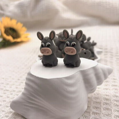 20Pcs Silicone 3D Focal Beads Gray Donkey Cartoon Character Sitting Pose 2