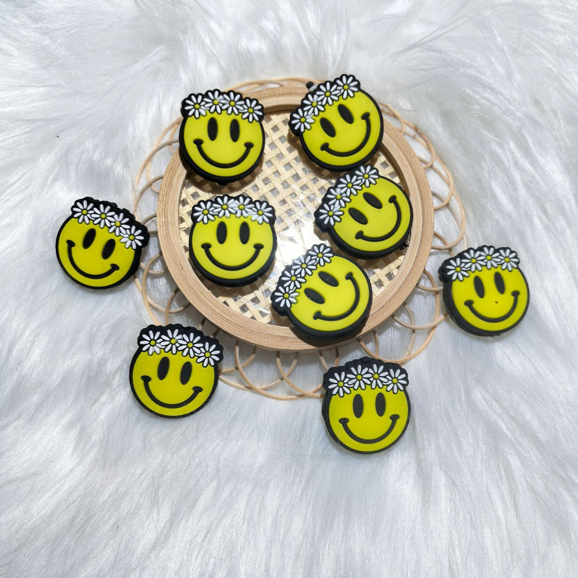 20Pcs Silicone Focal Beads Smiley Flower Smiling Face with Daisy Crown 5