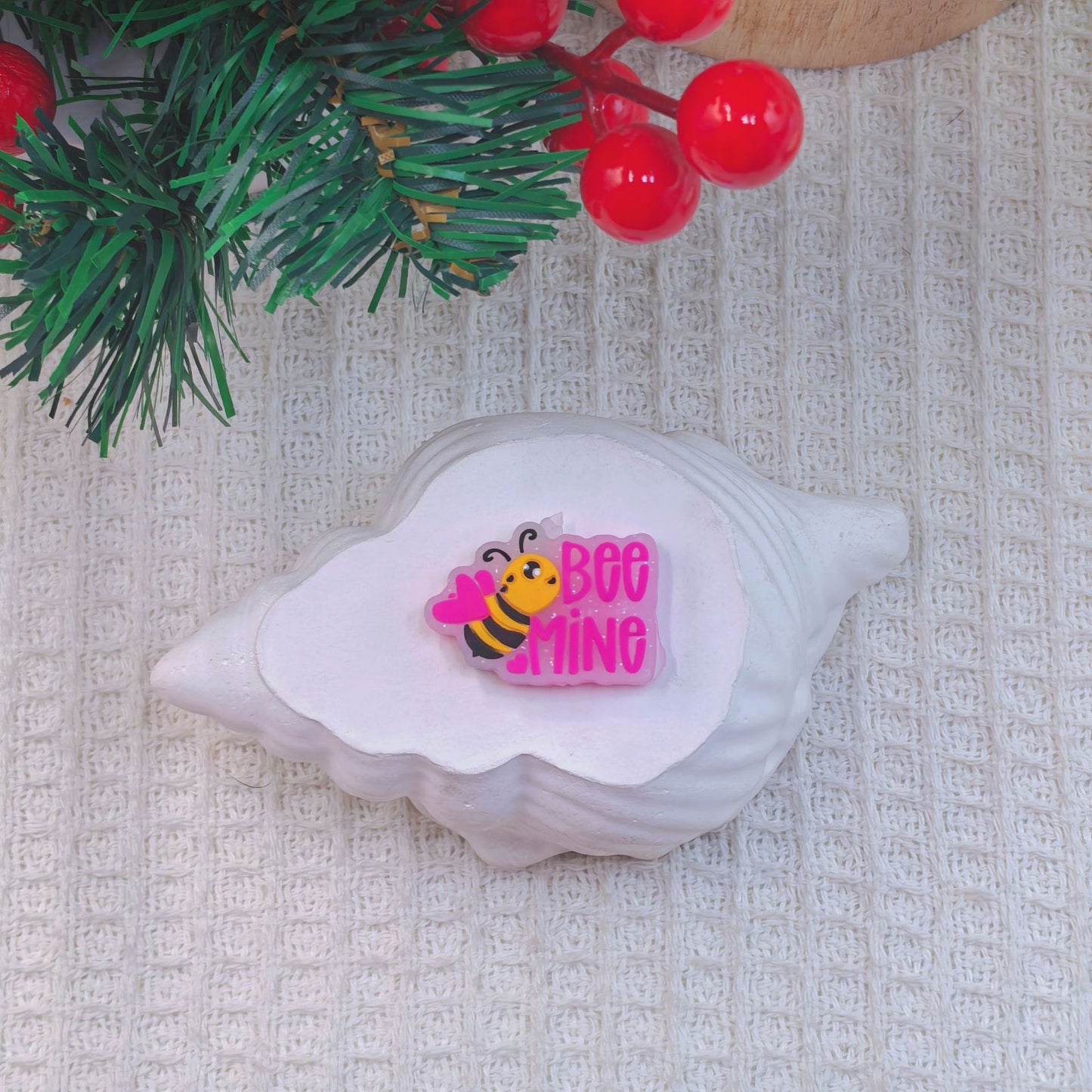 20Pcs Silicone Focal Beads Multi Type Small Bees Assorted Designs 9