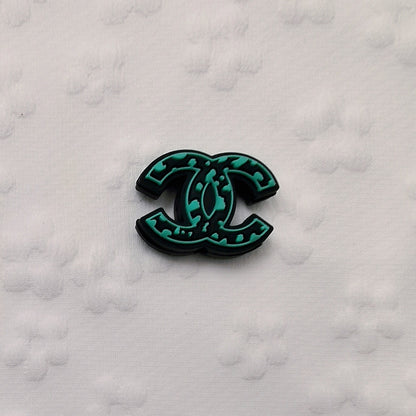 20Pcs Silicone Focal Beads Designer Interlocking C Logo Shape 9