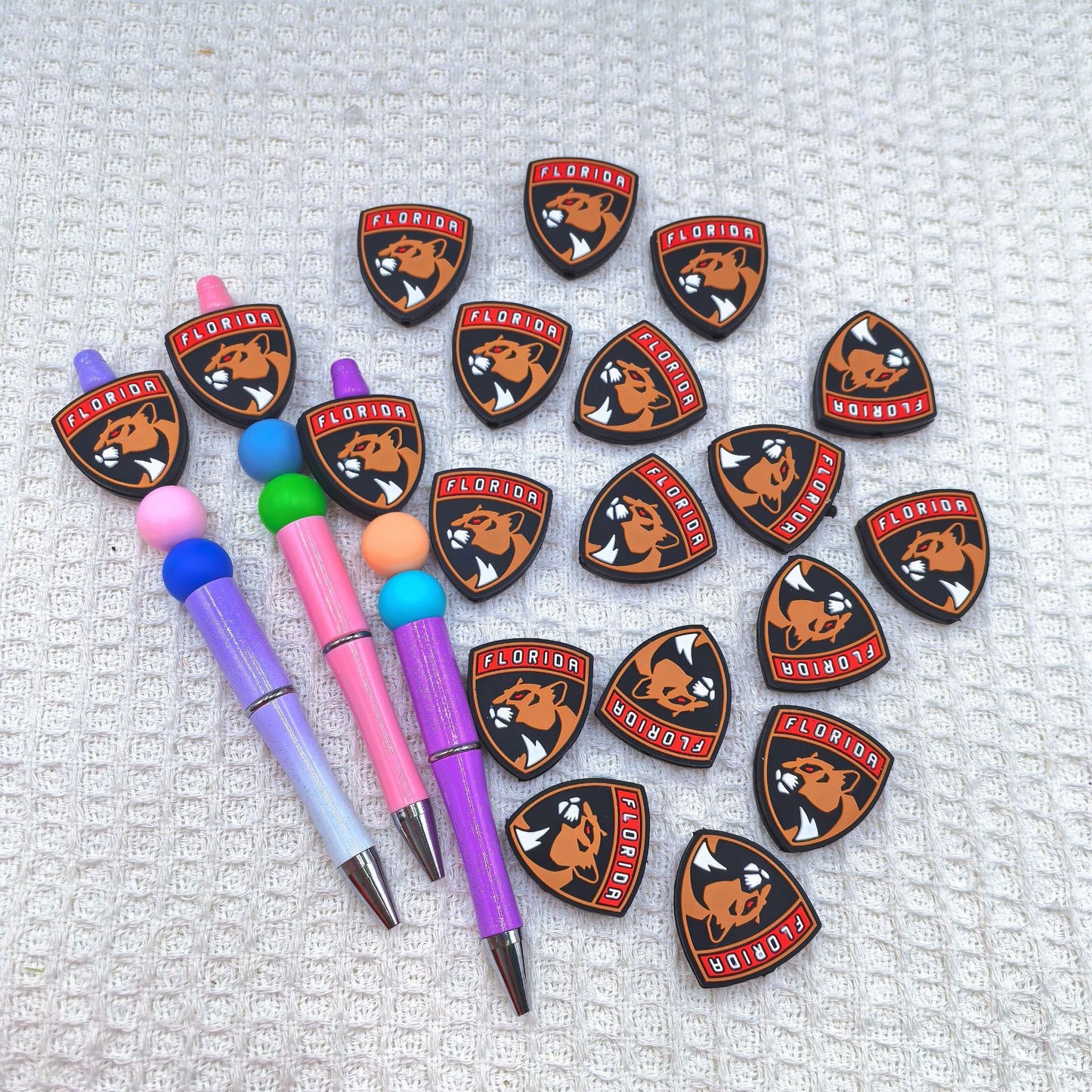 20Pcs Silicone Focal Beads Brown Wild Cat Head Shield Design 3